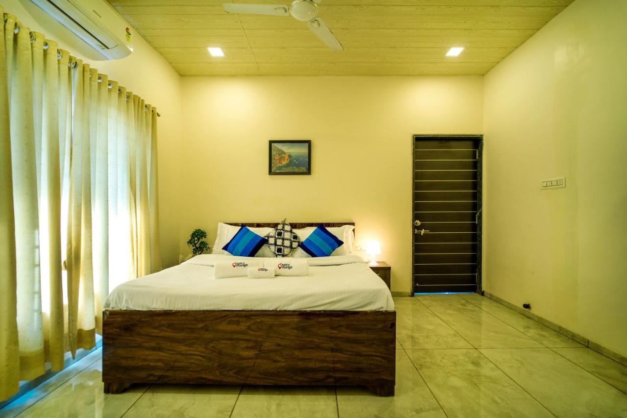 Spicy Mango Villa Insam - Hill View Villa In Karjat Eksteriør billede