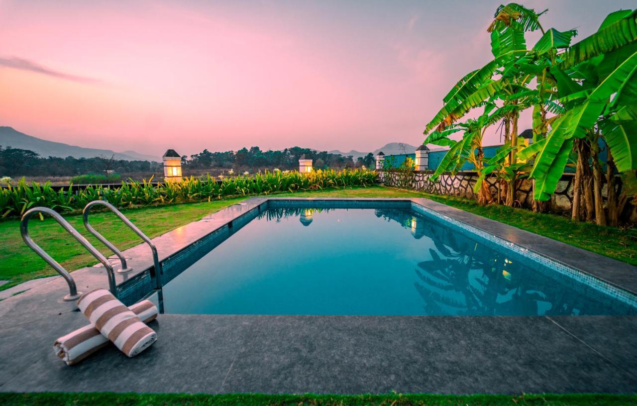 Spicy Mango Villa Insam - Hill View Villa In Karjat Eksteriør billede